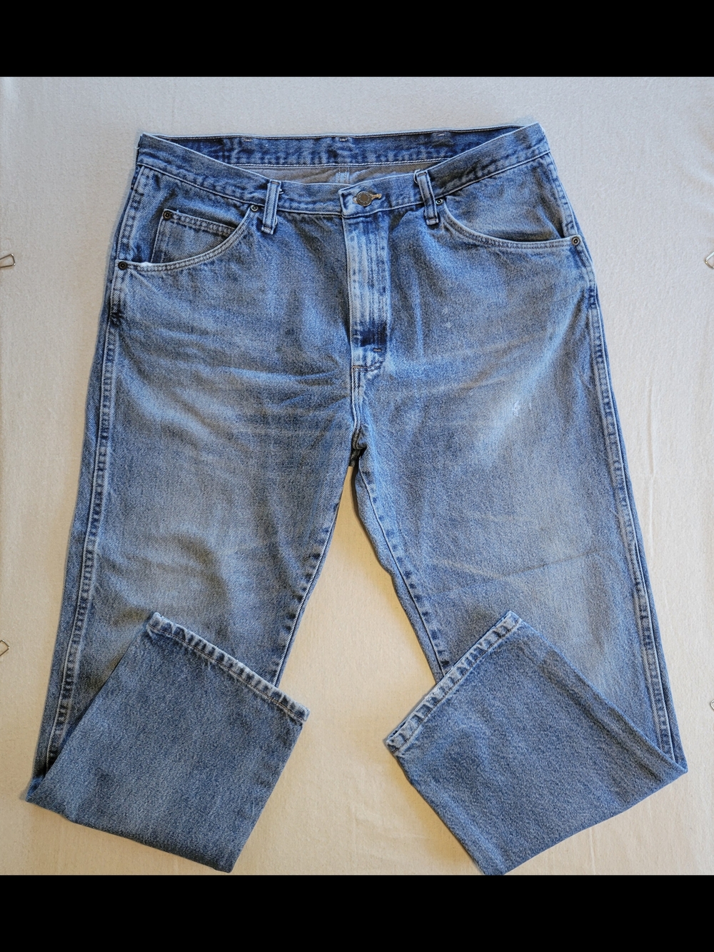 Wrangler Light Blue Straight-Leg Men’s Jeans